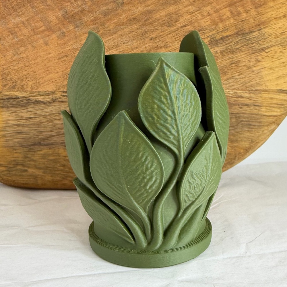 Green Leaf Design Vase